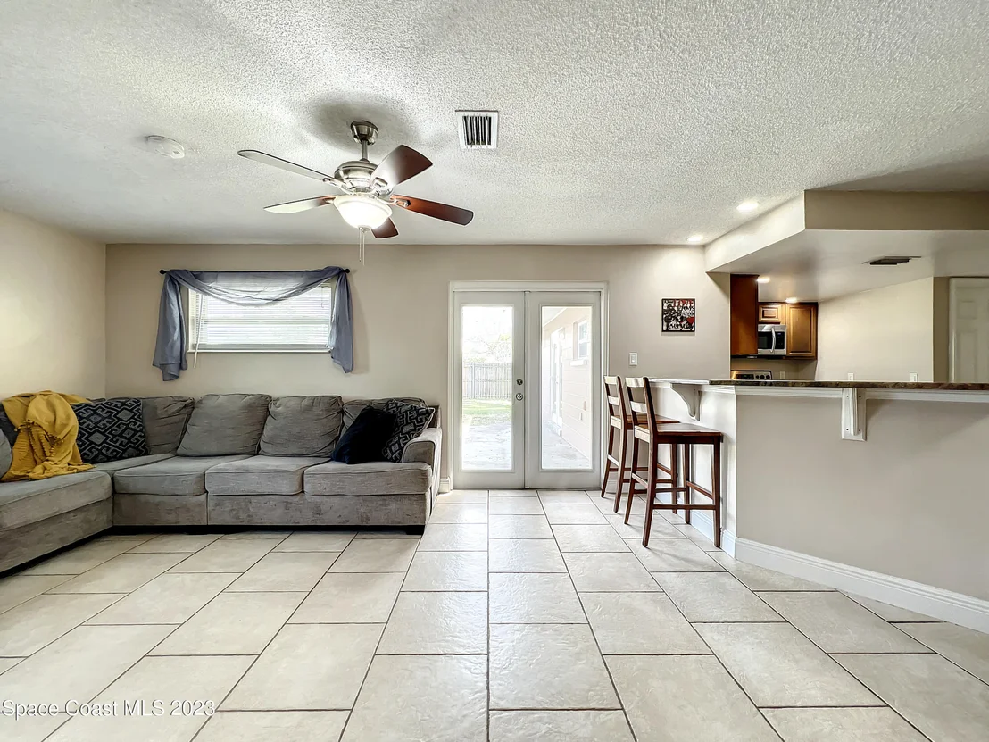 Photo of 2900 Cooper Drive