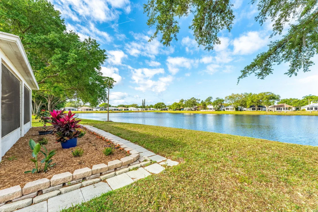 Photo of 1691 Vista Lake Circle