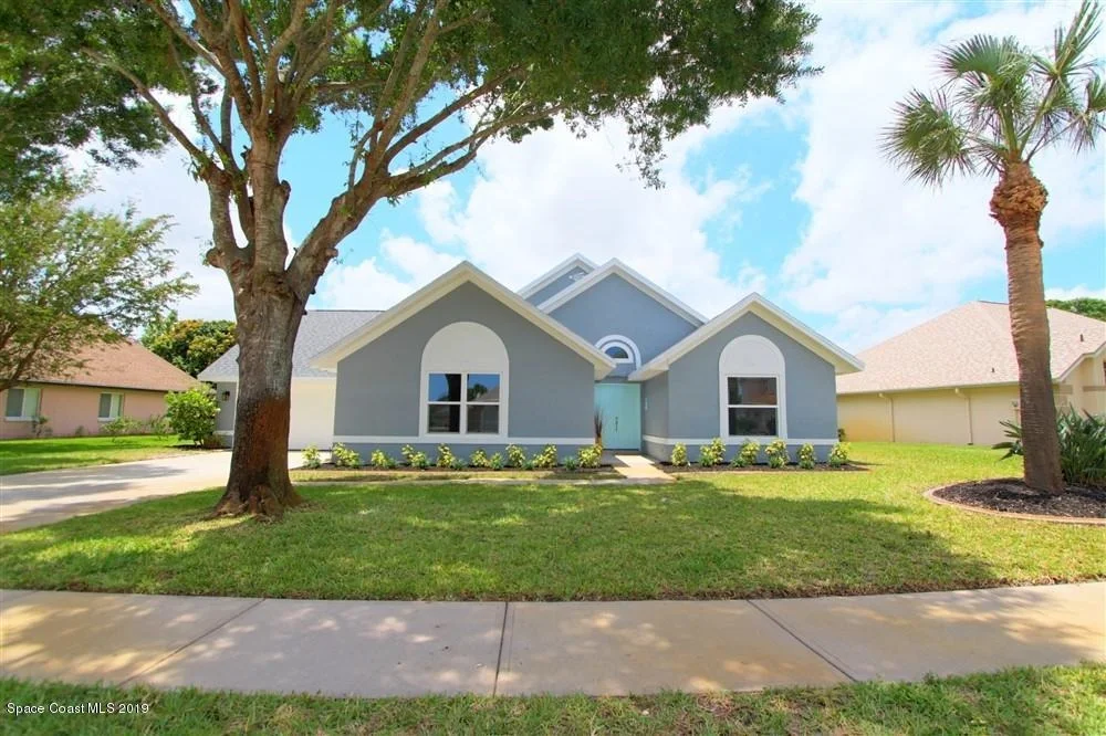 Photo of 2090 Lionel Drive