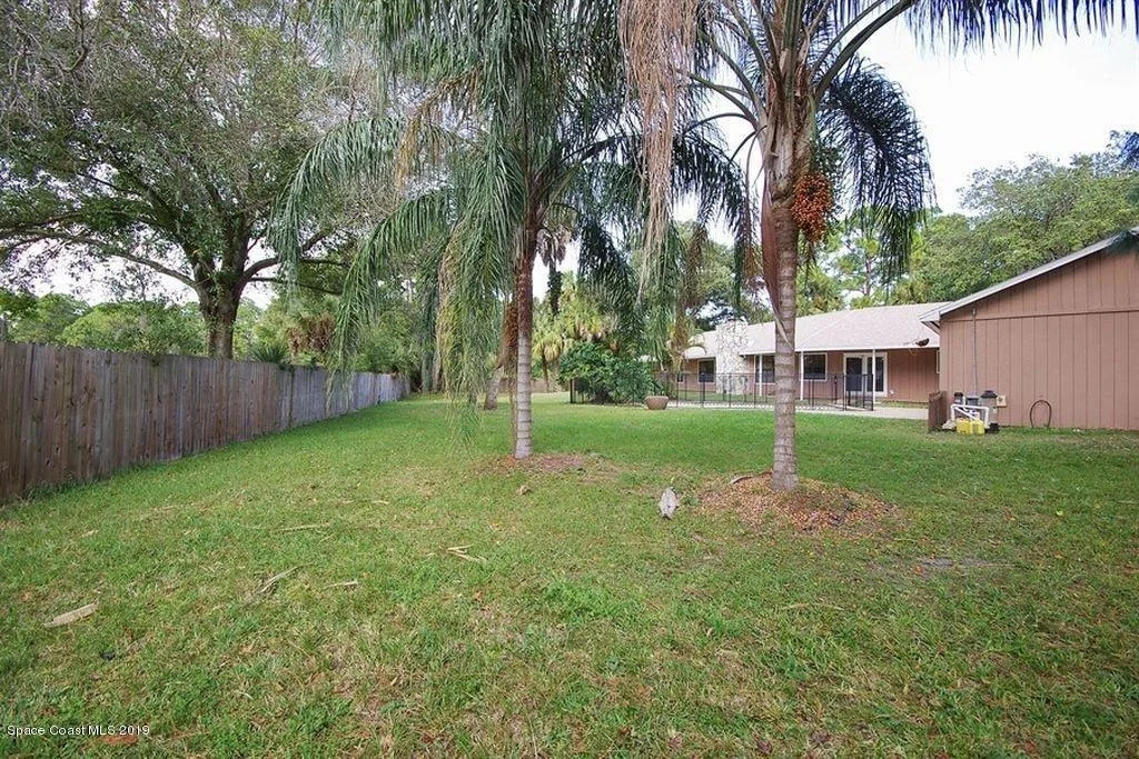 Photo of 2120 Turtle Mound Road