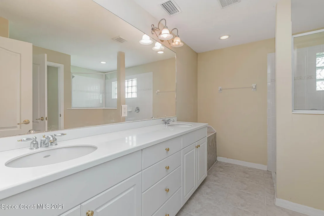 Photo of 6914 Renshaw Drive