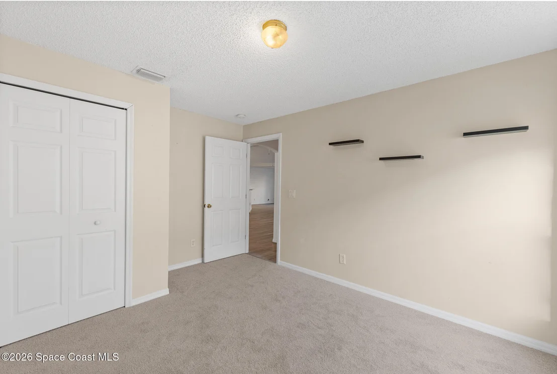 Photo of 2527 Deercroft Drive