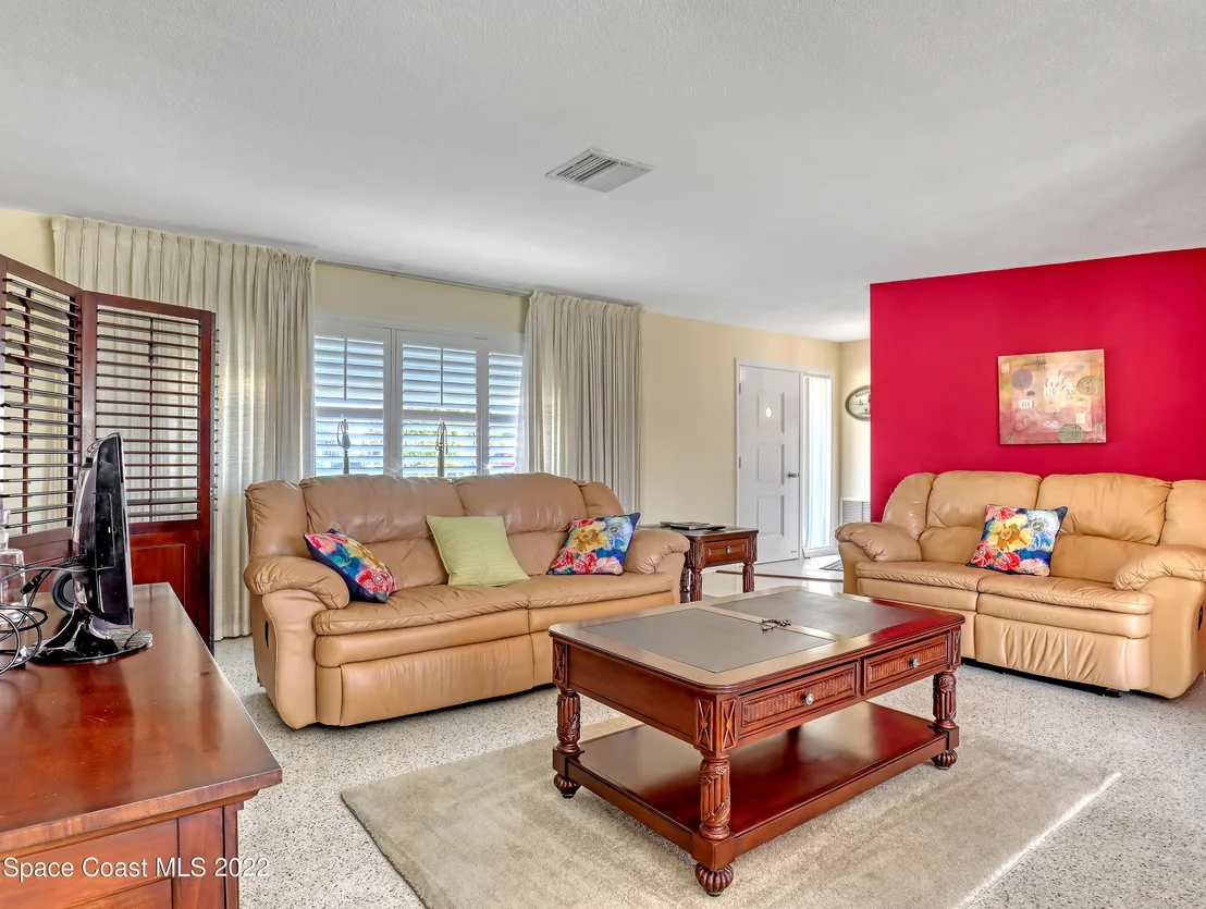 Photo of 367 Dorset Drive