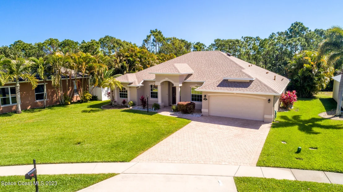 Photo of 258 Pebble Hill Way
