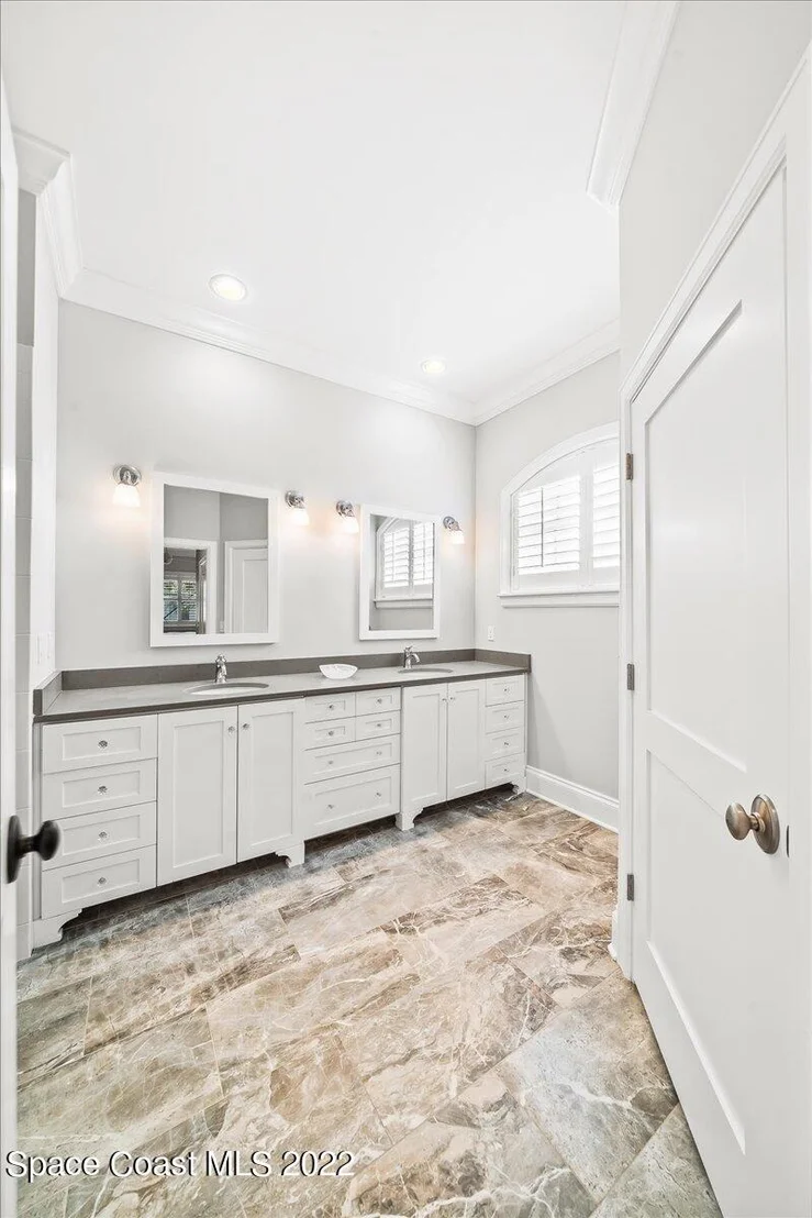 Photo of 255 Clyde Street