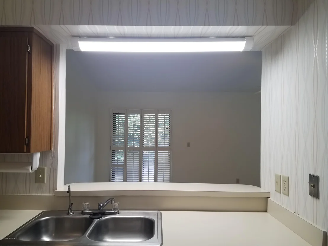 Photo of 790 White Pine Avenue