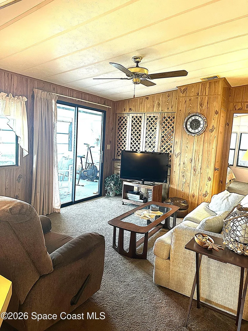 Photo of 519 Puffin Drive