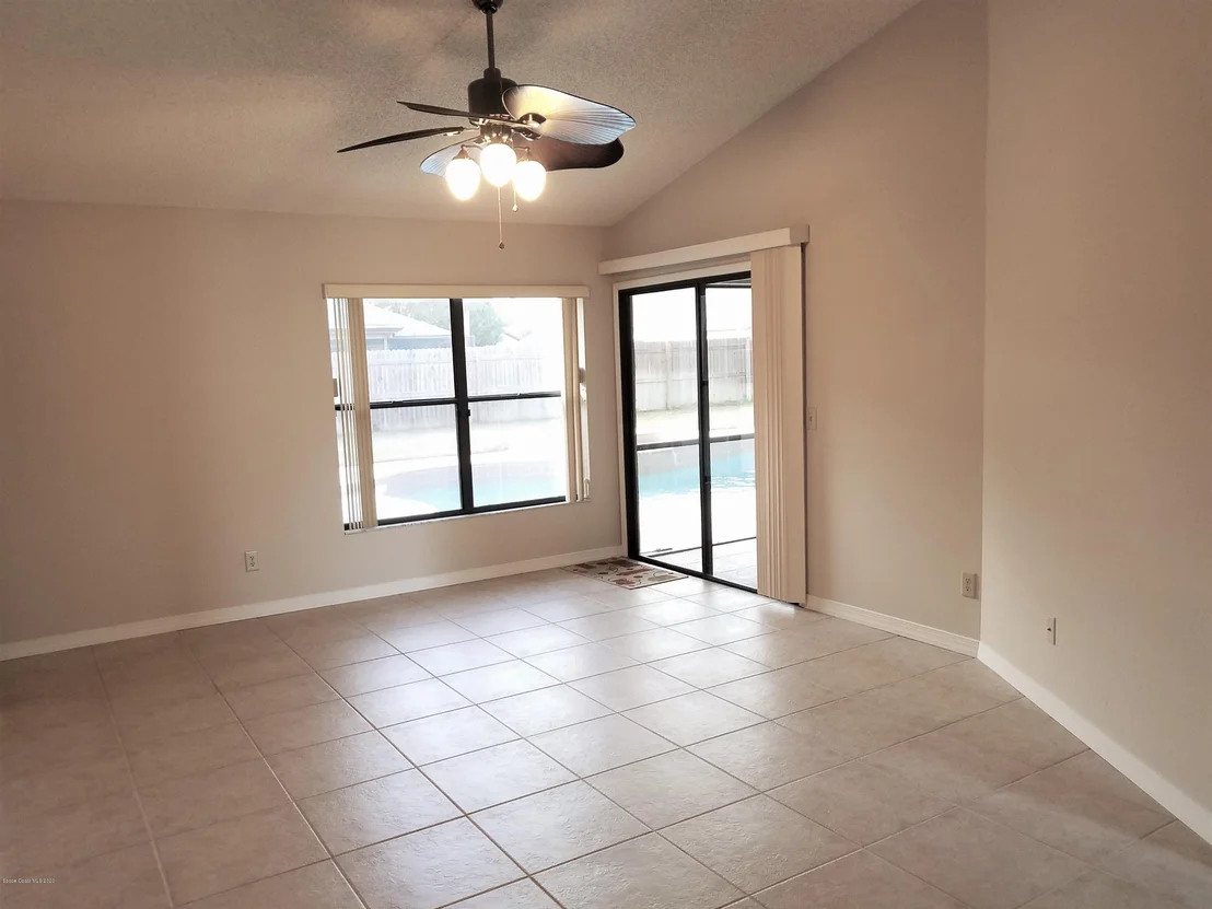 Photo of 2696 Nobility Avenue