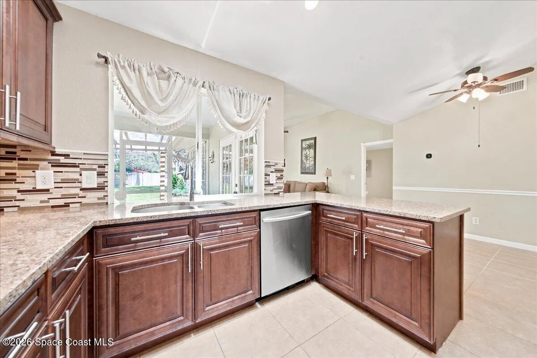 Photo of 813 Emerald Way