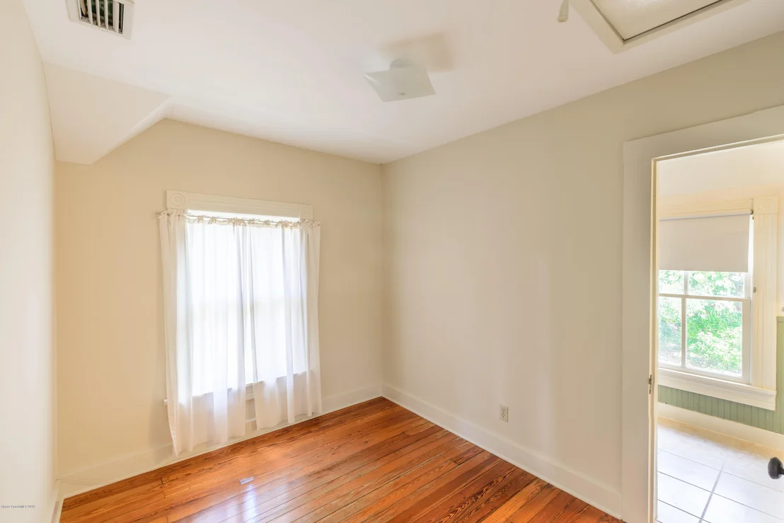Photo of 36 Barton Avenue