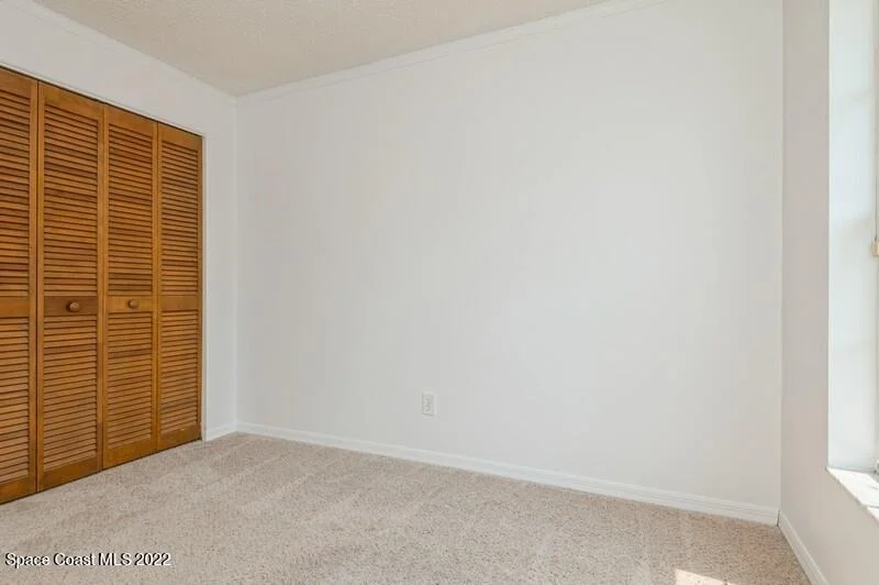 Photo of 6555 Adrian Street N
