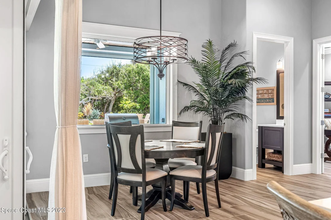 Photo of 6231 Windward Lane