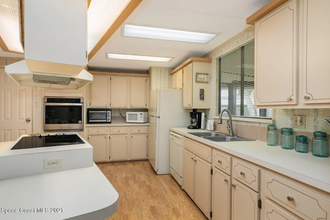 Photo of 532 Susan Drive
