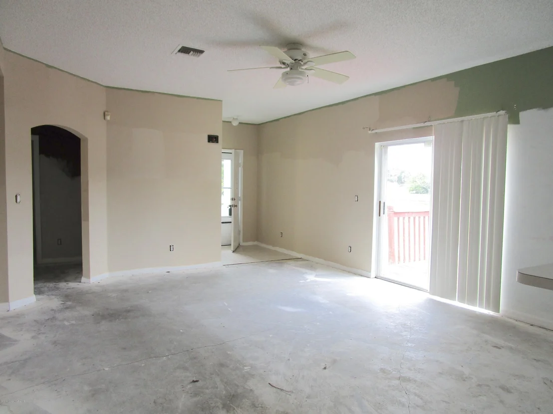 Photo of 957 Bimini Avenue