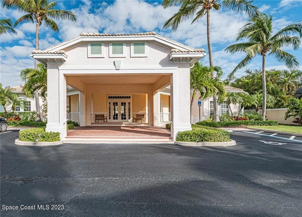 Photo of 1346 Riverside Lane