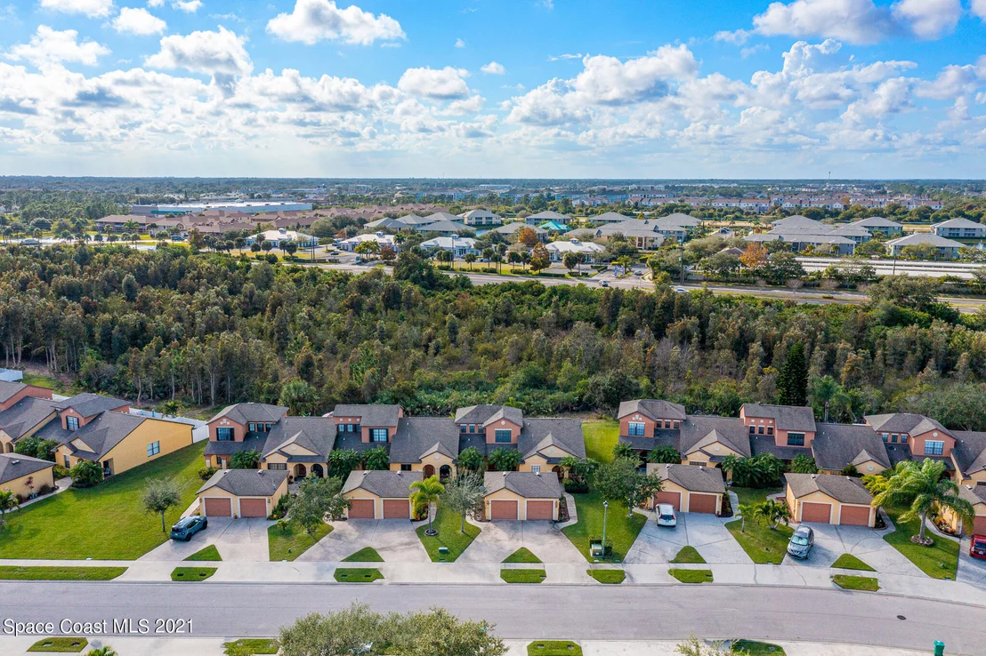 Photo of Unit 105 at 1160 Luminary Circle