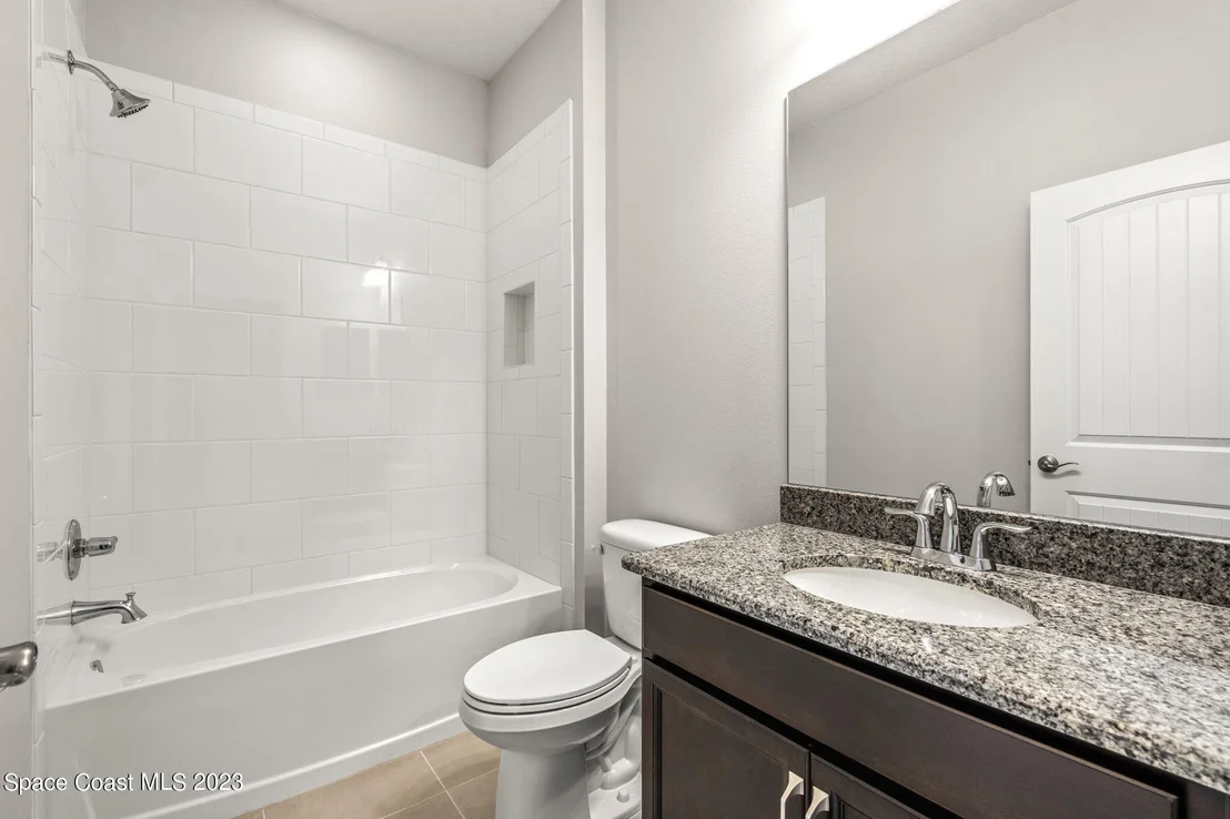 Photo of 8100 Lucent Court