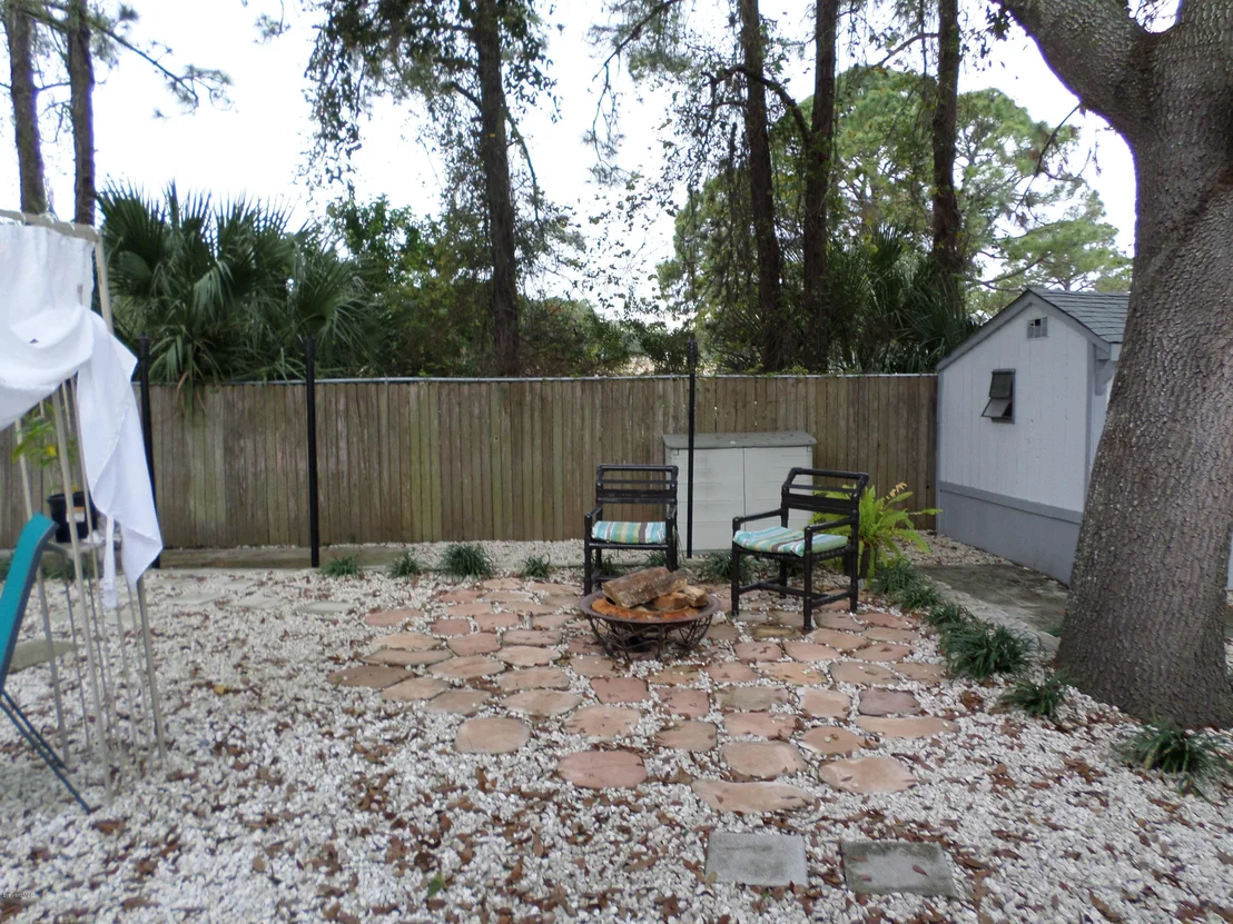 Photo of 7180 Freeport Road