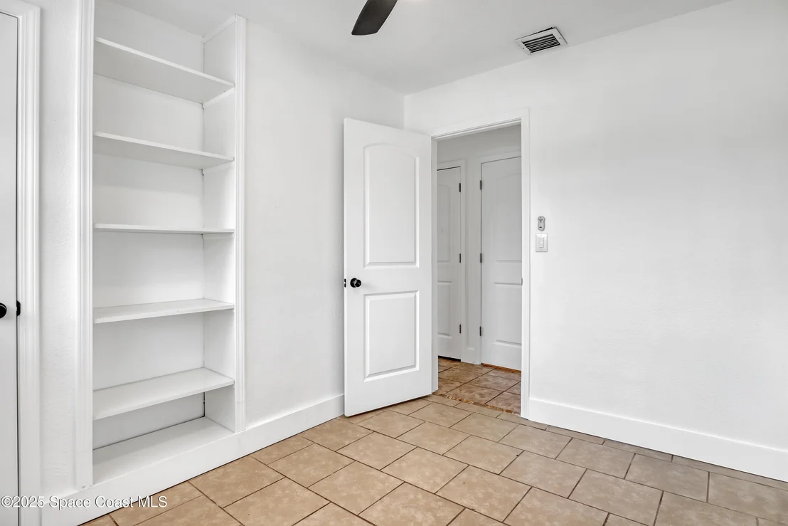 Photo of 2152 Post Road