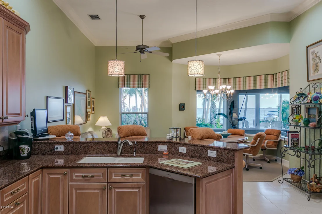 Photo of 290 Hammock Shore Drive