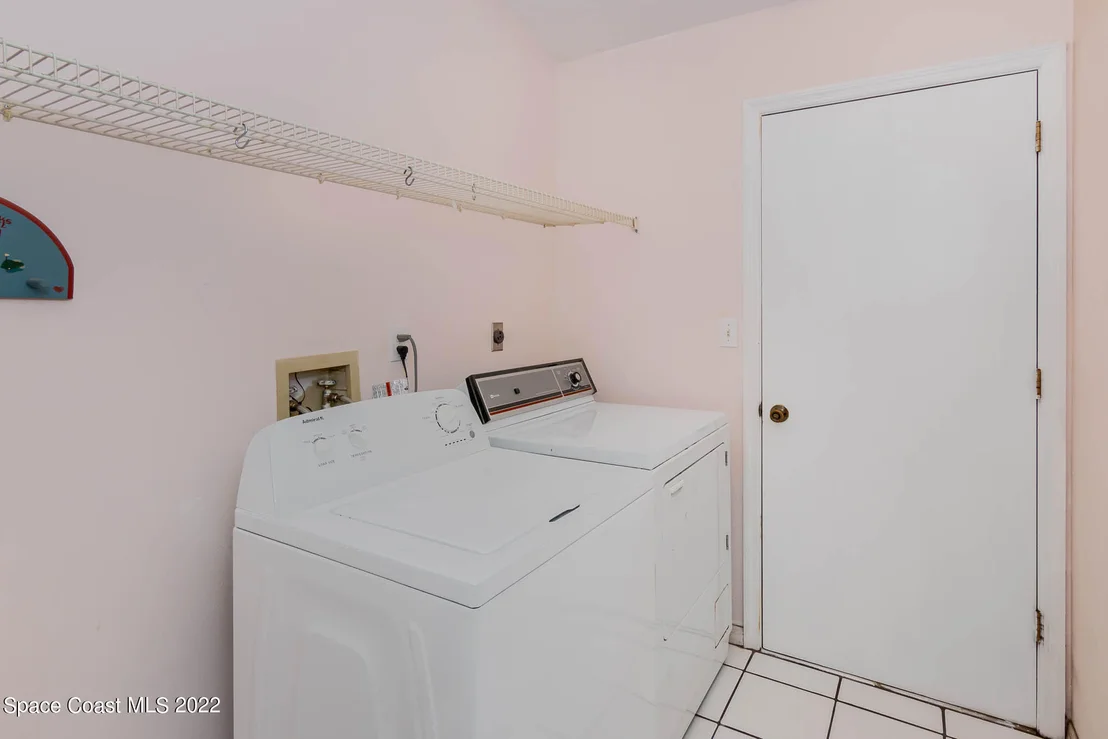 Photo of 1050 Fieldstone Drive