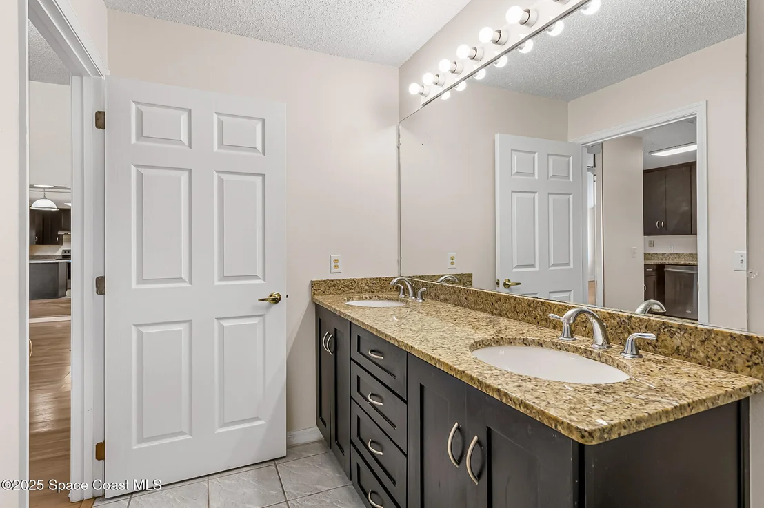 Photo of 822 Emerald Way