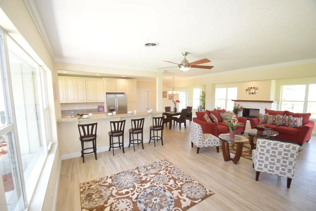 Photo of 430 Seabreeze Drive
