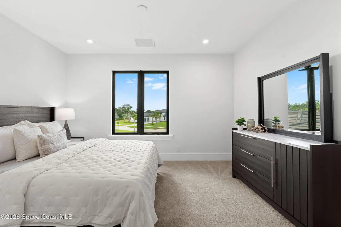 Photo of 3618 Lake Adelaide Place