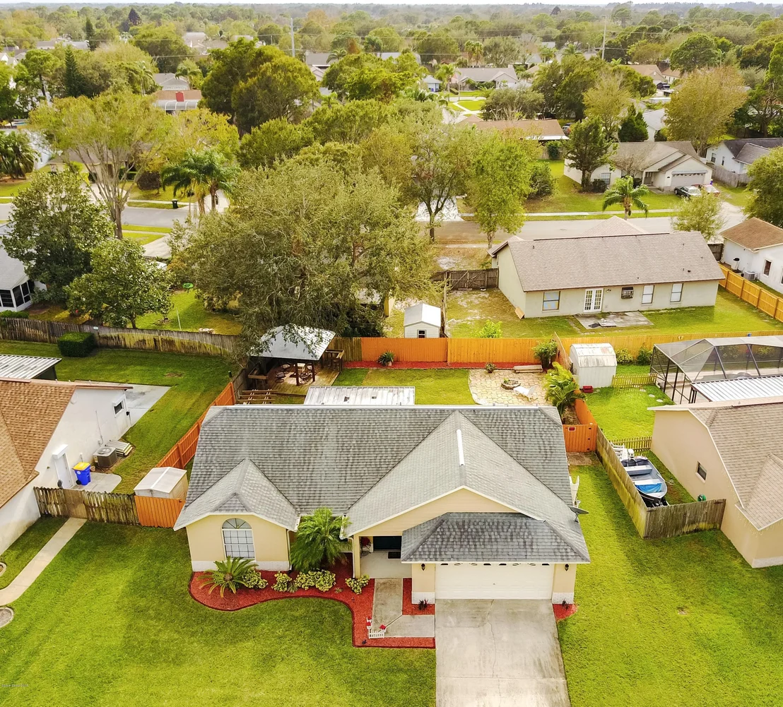 Photo of 883 Spirea Drive