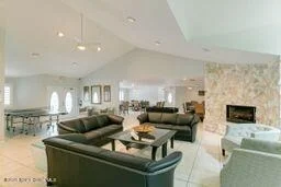 Photo of 410 Oriole Lane