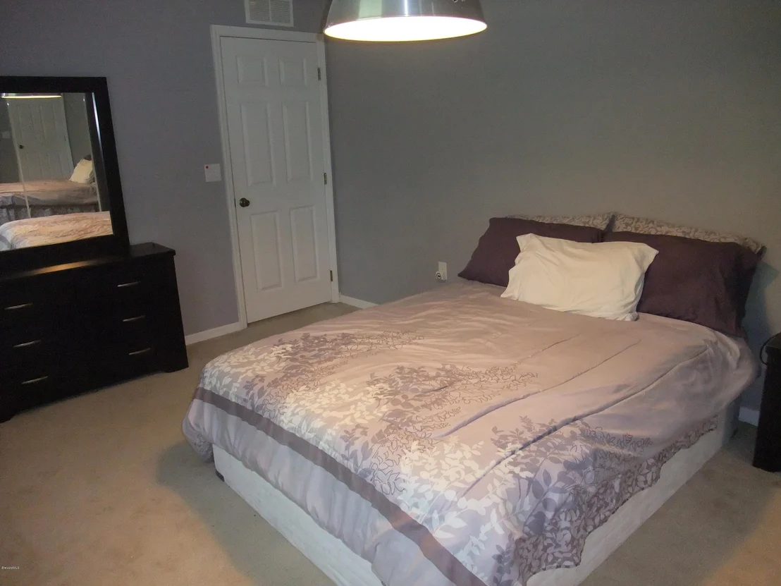 Photo of 1041 Pasadena Road SE