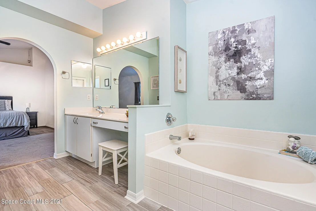Photo of 1632 Vista Lake Circle