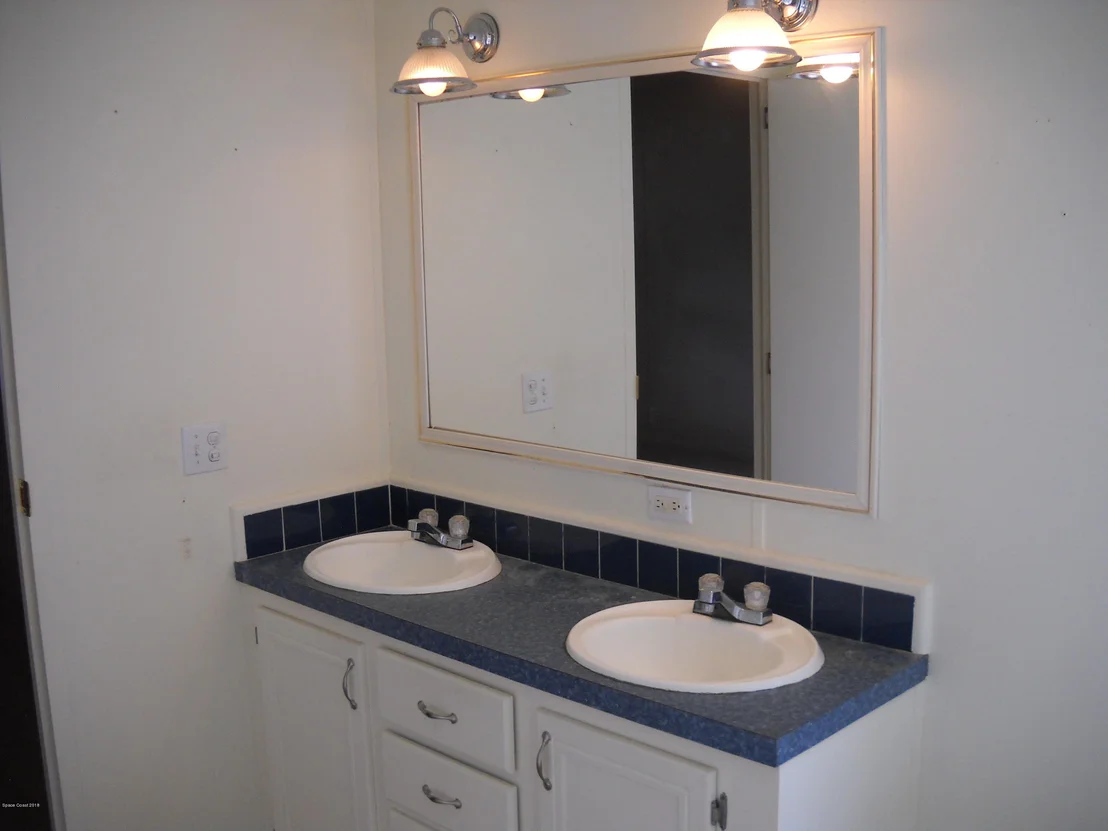 Photo of 513 Nicklaus Circle