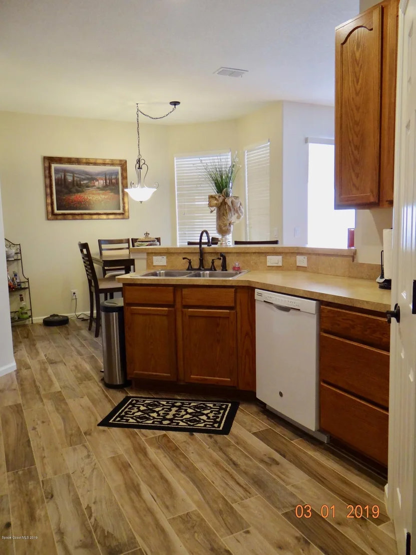 Photo of 349 Abernathy Circle SE