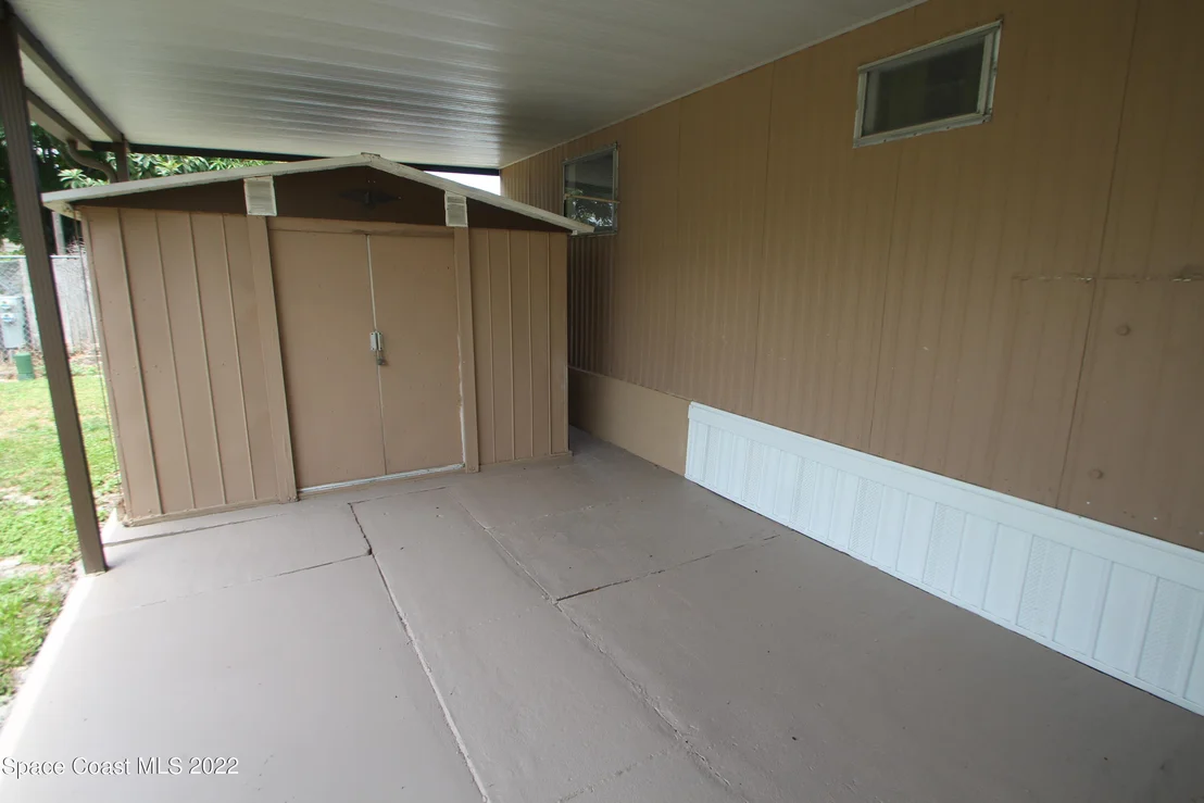 Photo of 2559 Chatham Way NE