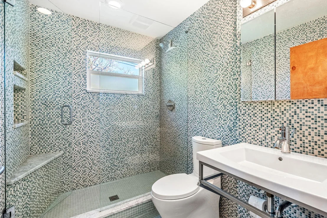 Photo of 401 2nd Avenue