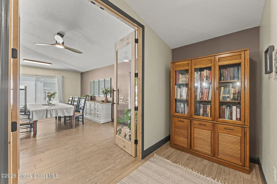 Photo of 4600 Radford Lane