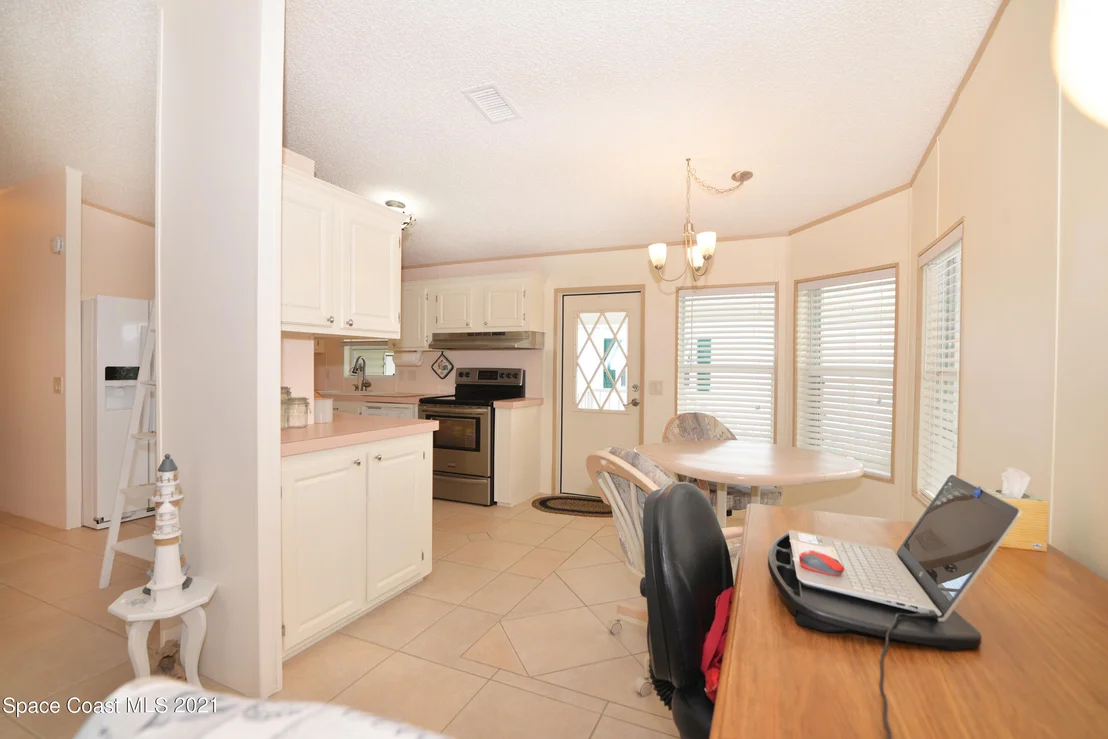 Photo of 7629 Chasta Road
