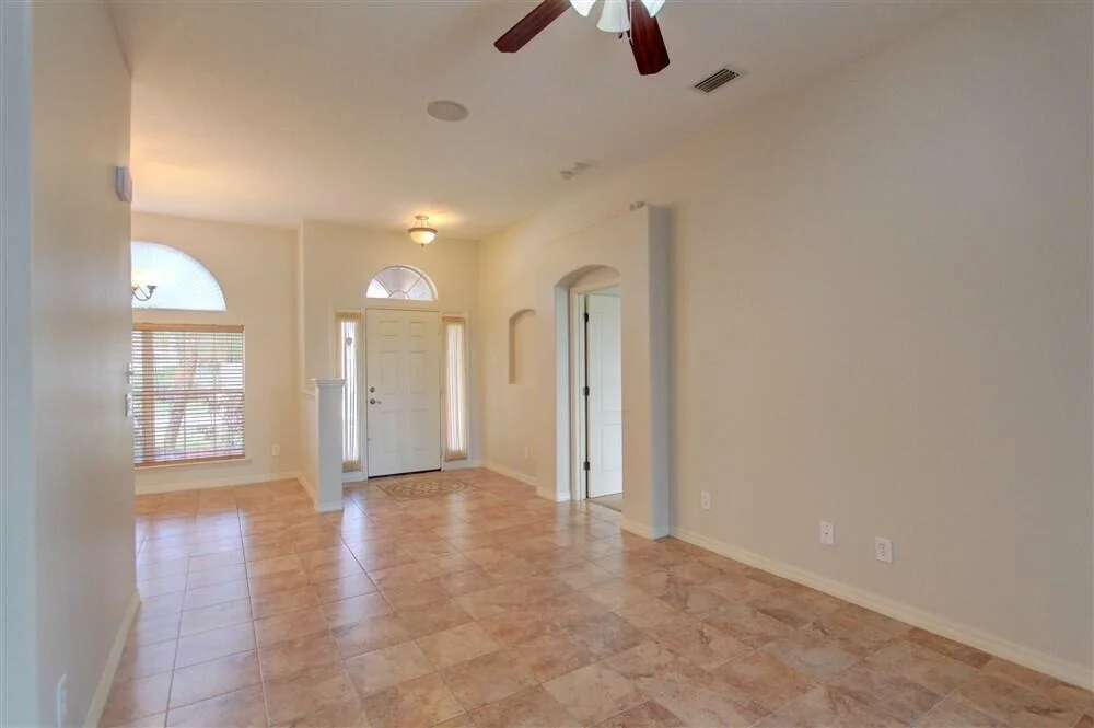 Photo of 1185 Dromin Lane