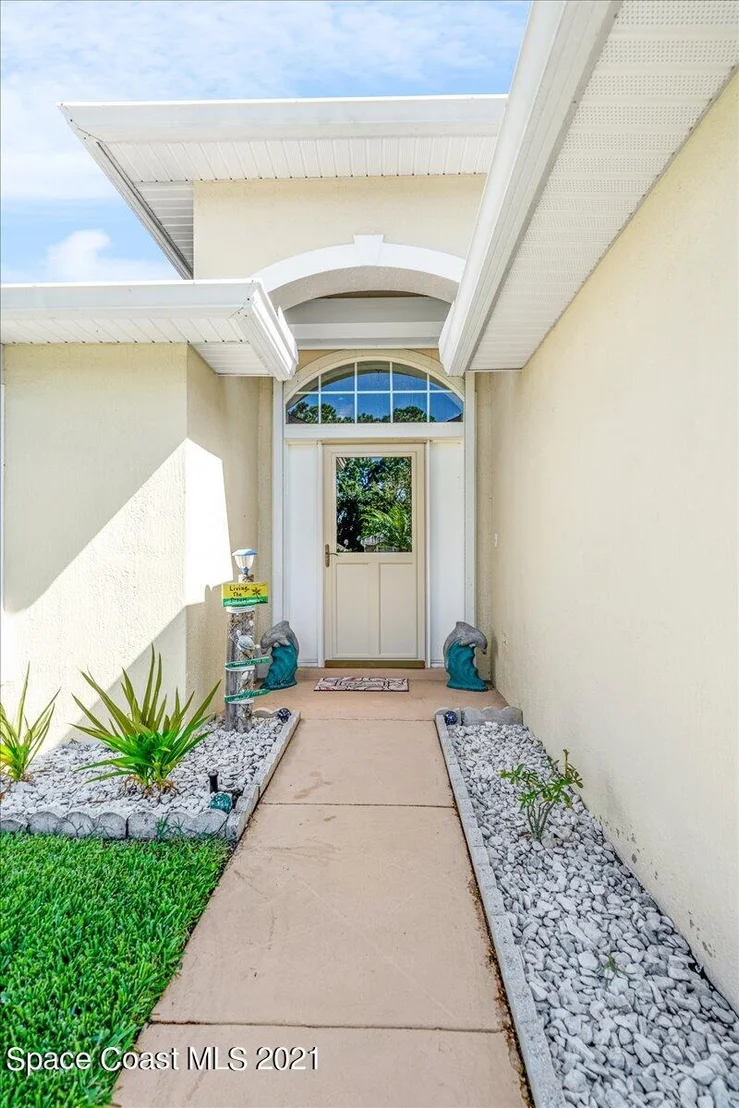 Photo of 2340 Stratford Pointe Drive