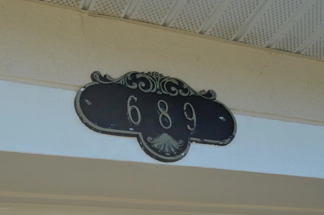Photo of 689 Macon Drive