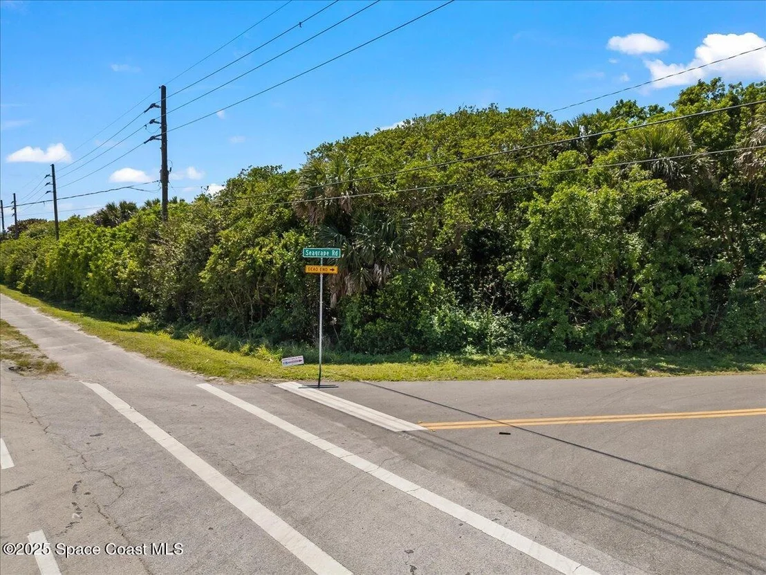 Photo of 101 Seagrape Road