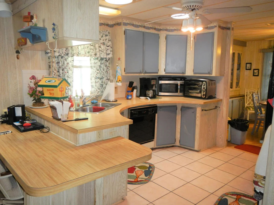 Photo of 551 Jennifer Circle