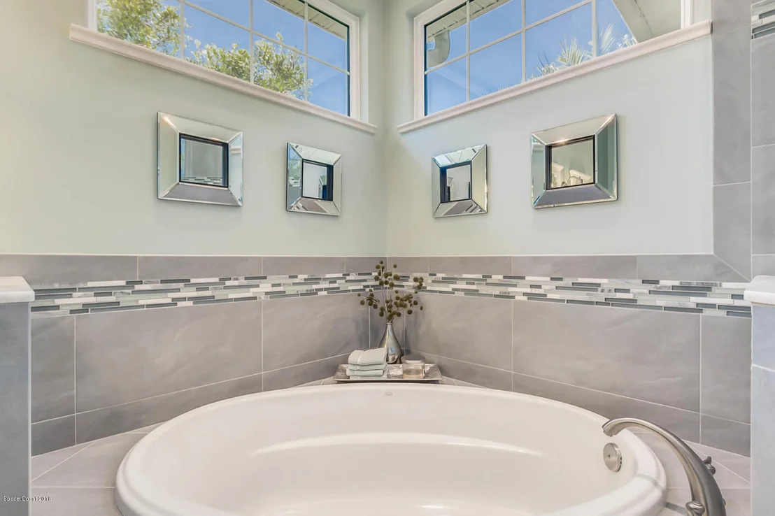 Photo of 1045 Fieldstone Drive