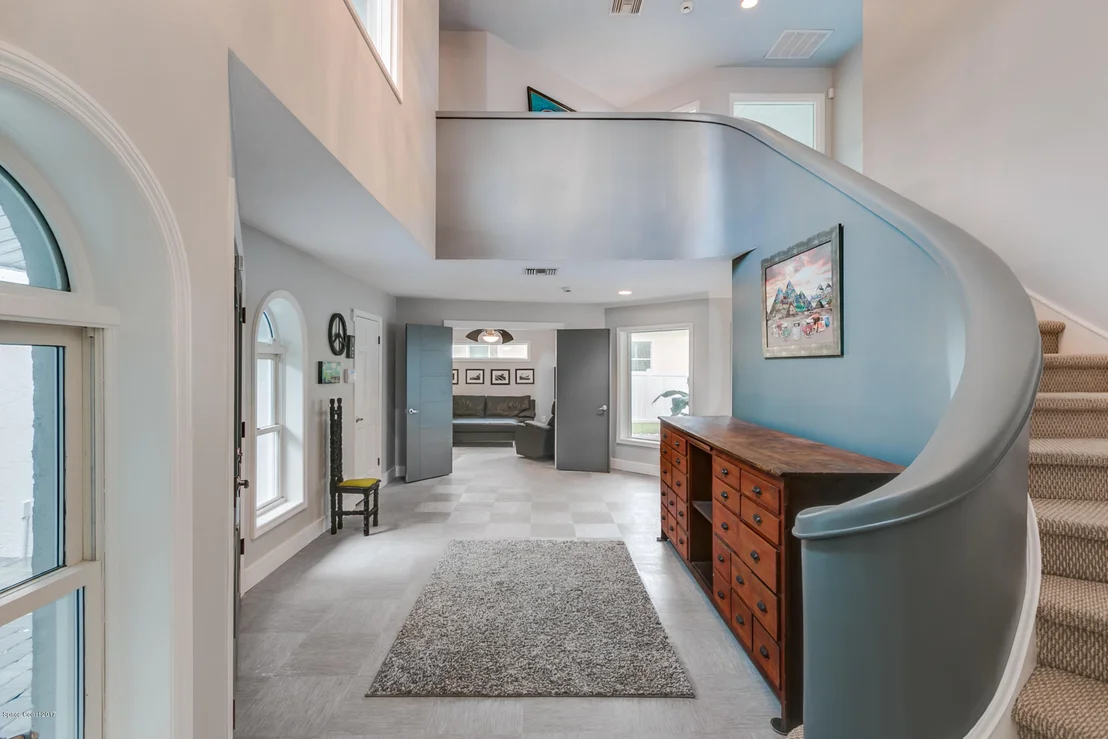 Photo of 300 Riverside Drive