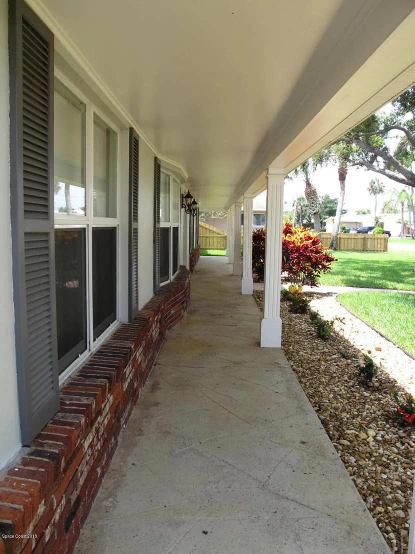 Photo of 560 Capri Road