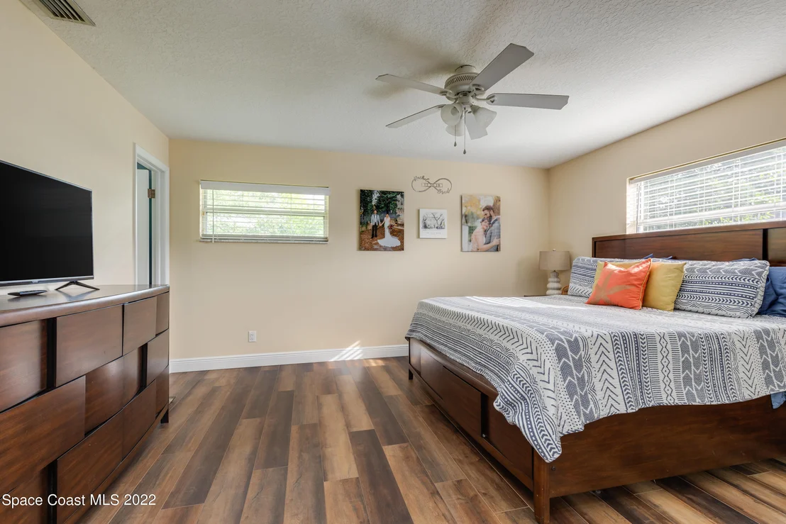 Photo of 310 Seventh Avenue