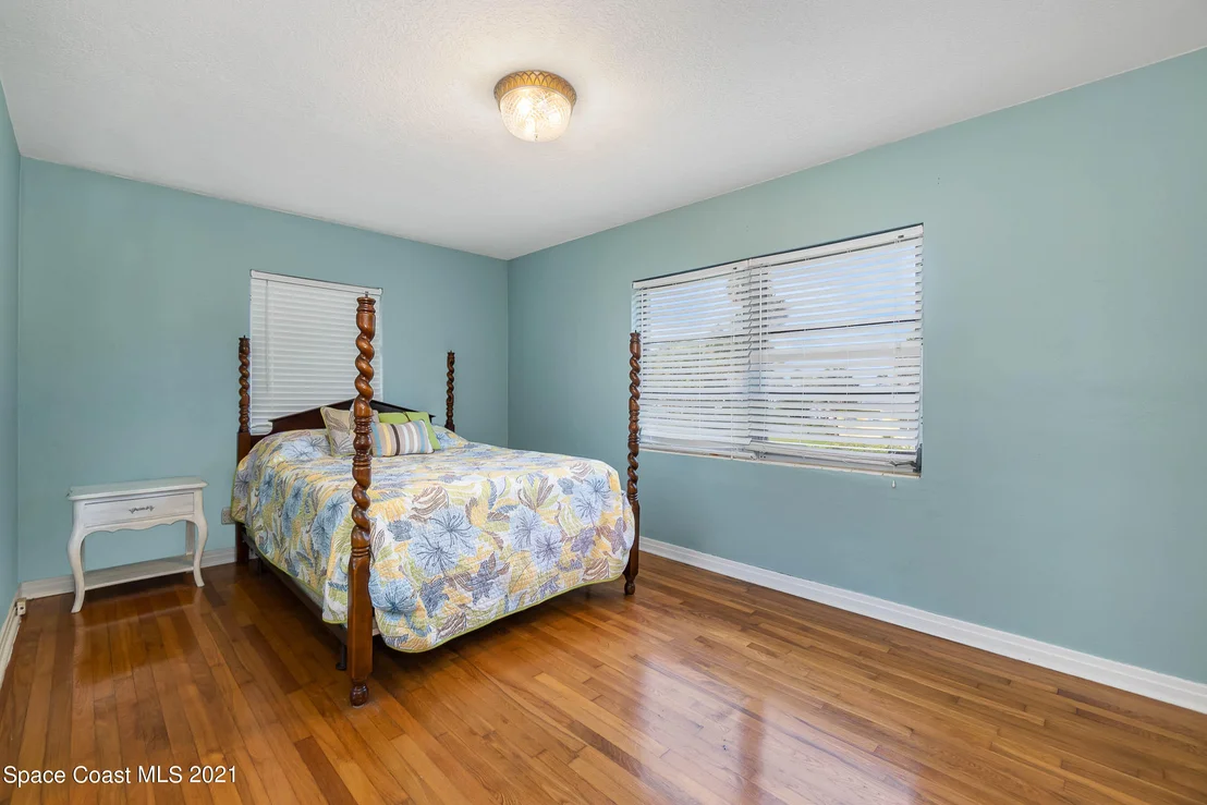 Photo of 108 S Indian Circle