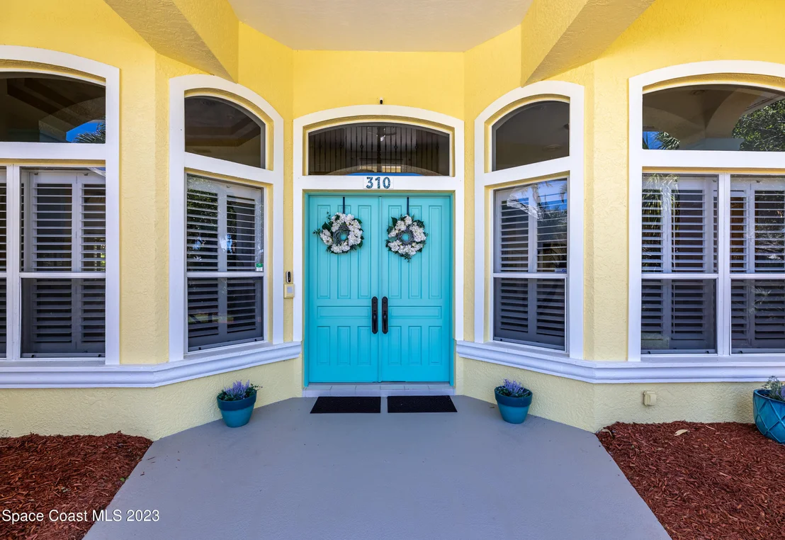 Photo of 310 Salida Drive