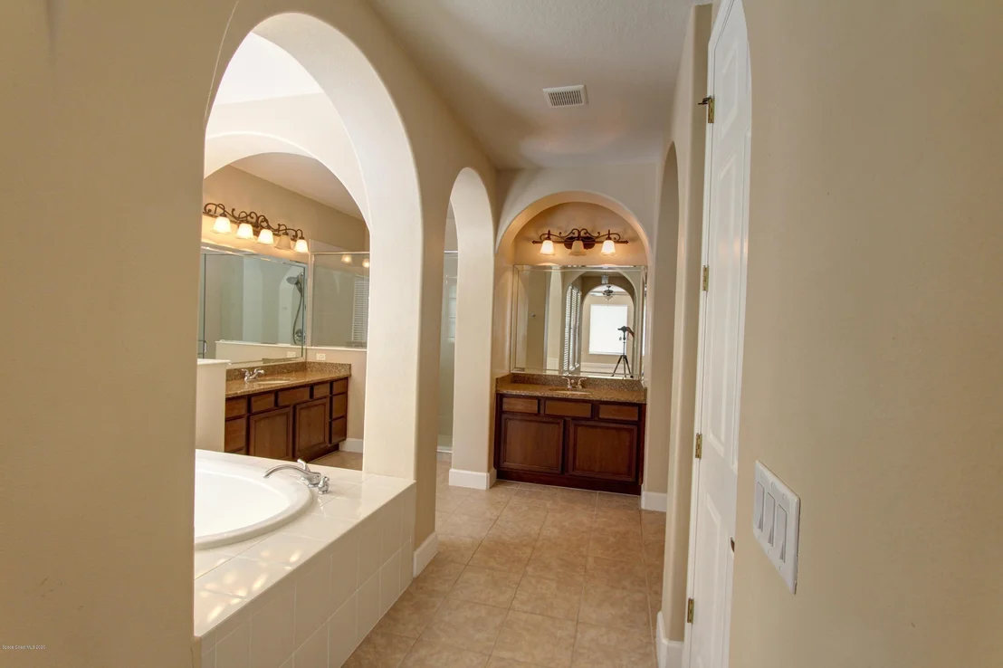 Photo of 409 Montecito Drive